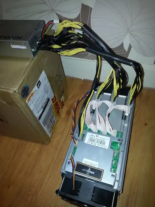 Antminer plugged in