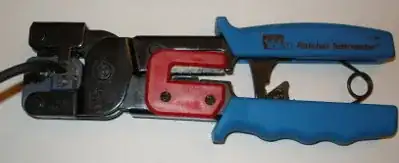 Picture of the crimper in action